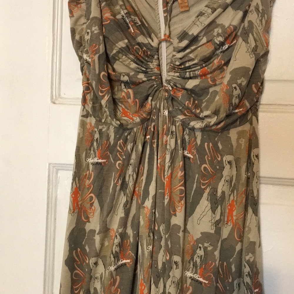 Dress - Picture 2 of 2